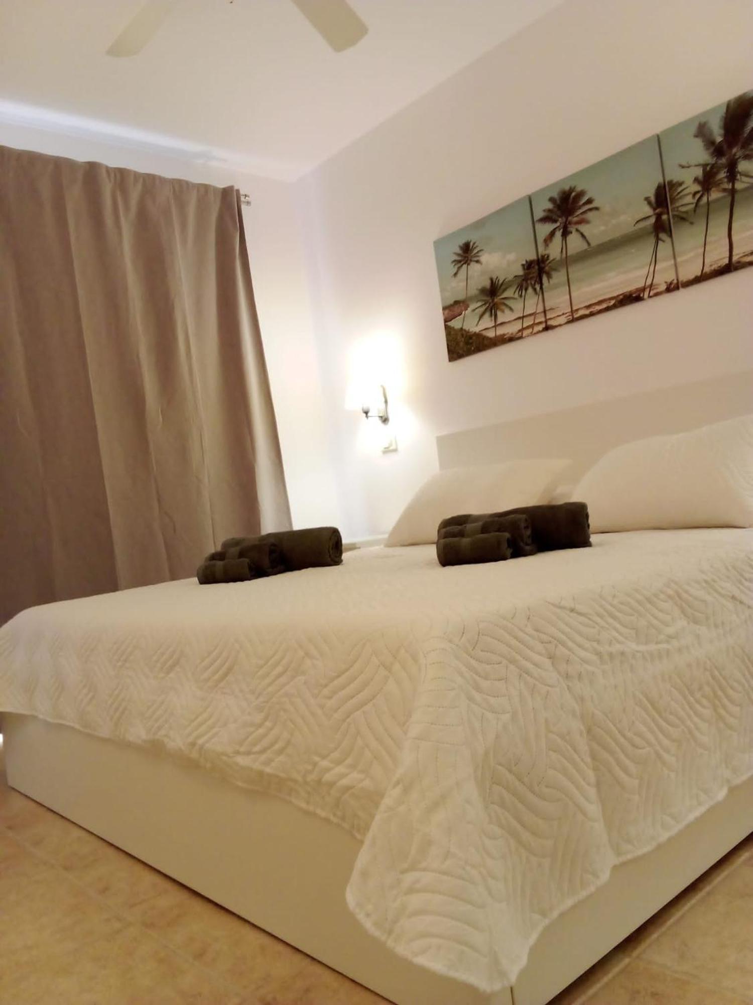 Casa Paraiso Arona  Esterno foto