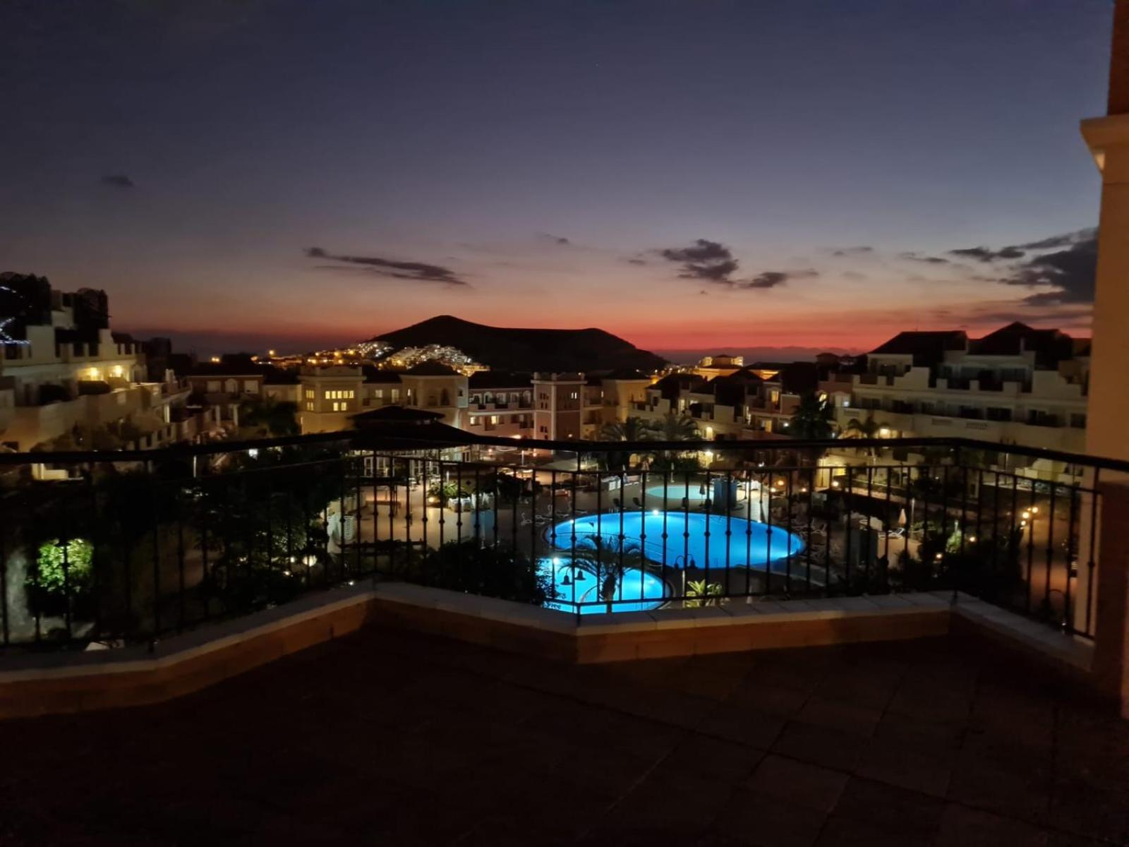 Casa Paraiso Arona  Esterno foto